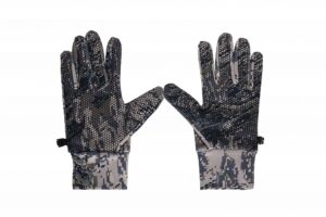 Gloves Remington Places Figure - Image 2